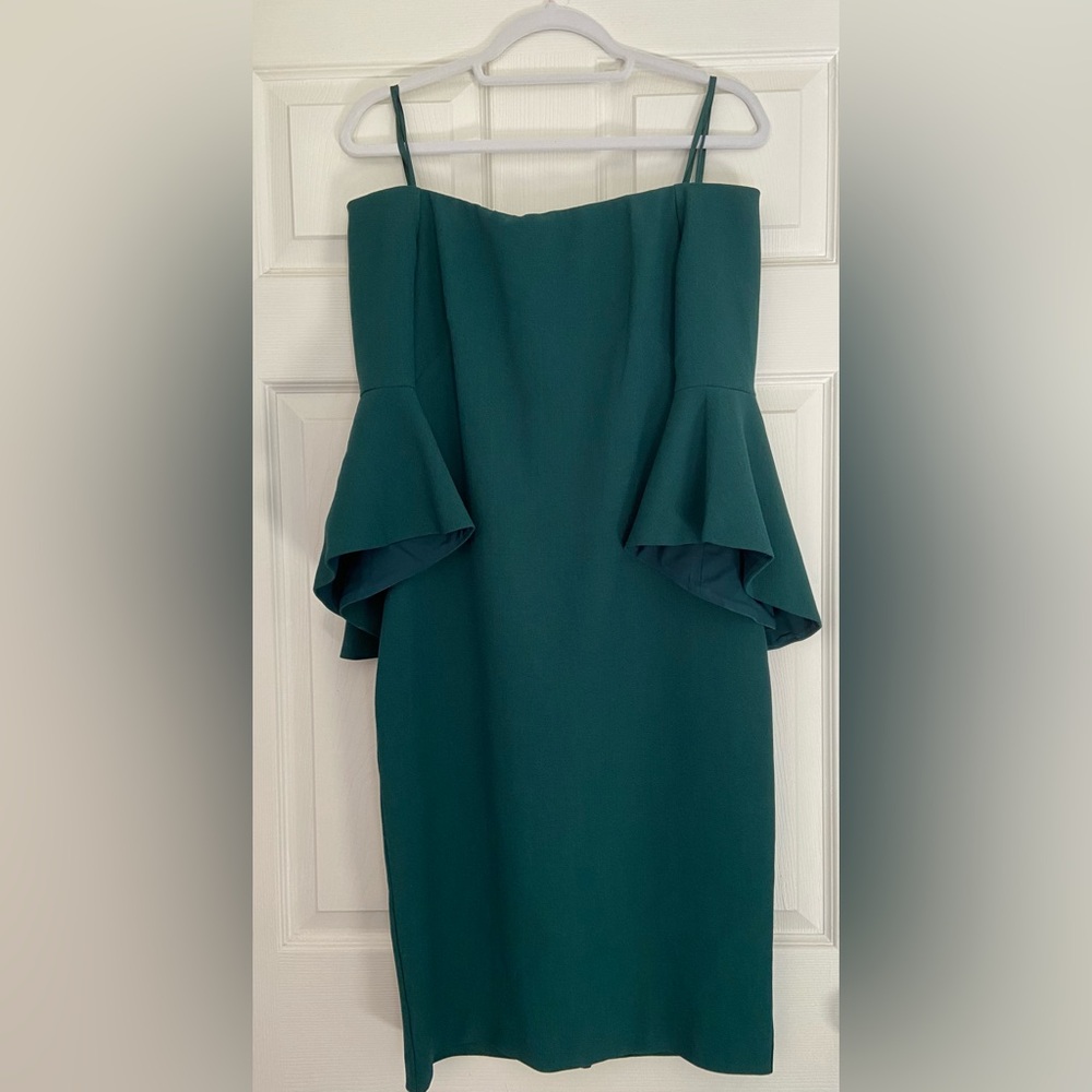 Off the shoulder, Bell sleeve dress, Size 4